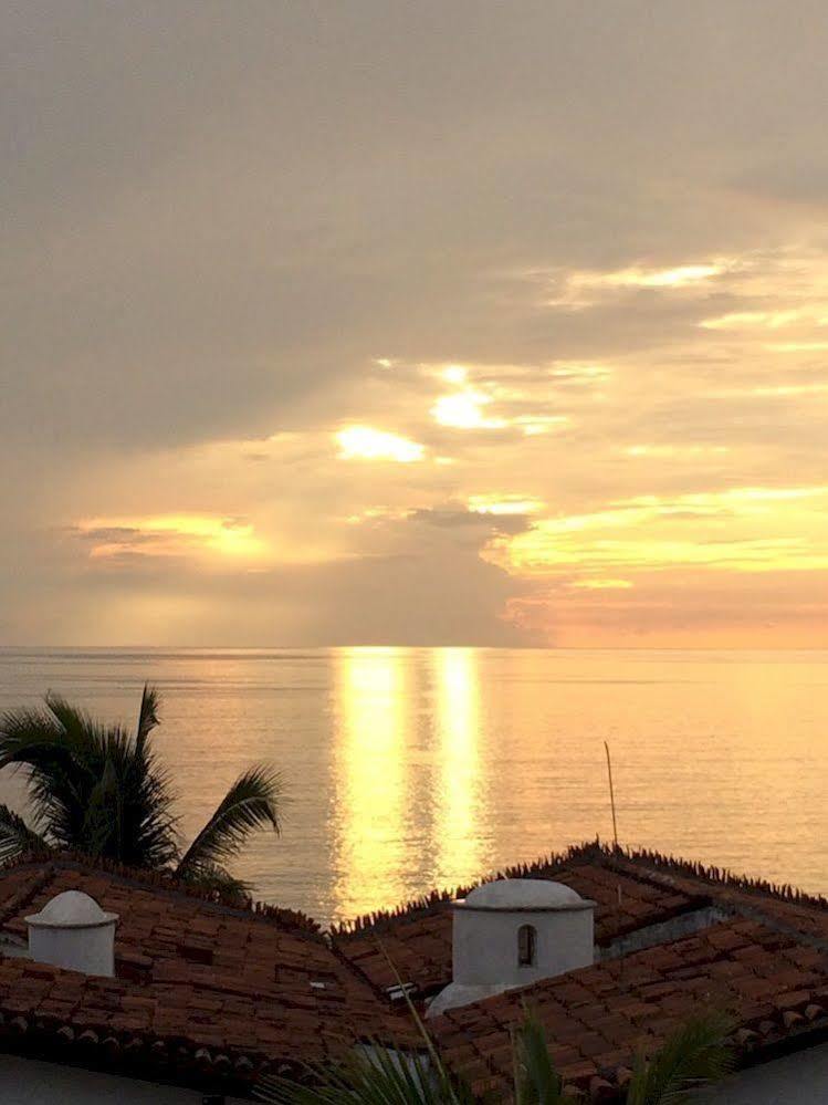 Hotel & Suites Malecon Sunset Puerto Vallarta Exterior foto